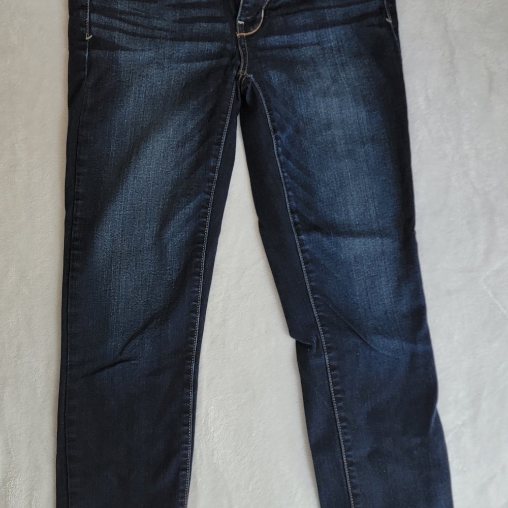 American Eagle Dark Wash Skinny Jeans Size 6